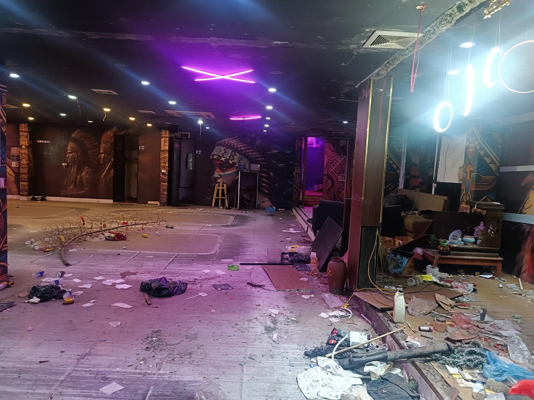 Cho thuê nhà ngõ ô tô Tô Hiệu KD Game, Bia, Studio, ..280m2 x 2 tầng - Ảnh 3